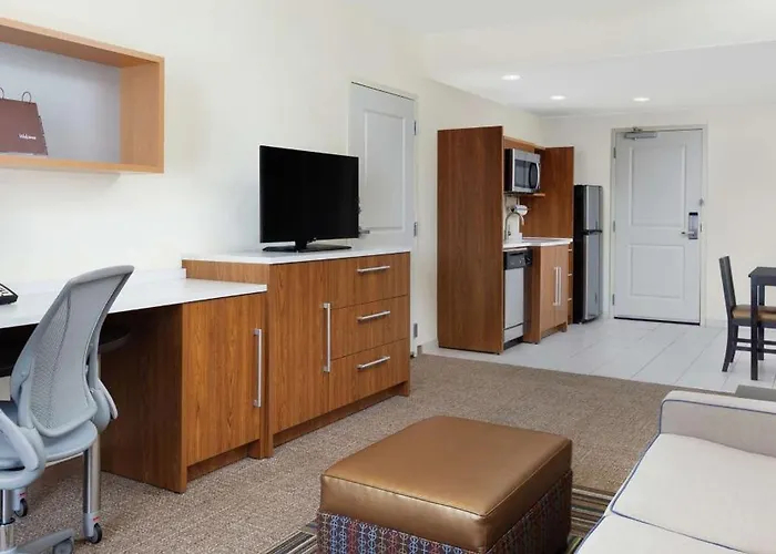 Home2 By Hilton Parc Hotel