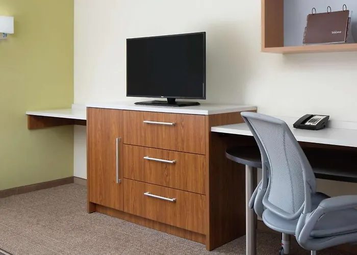 Hotel Home2 By Hilton Parc 3*